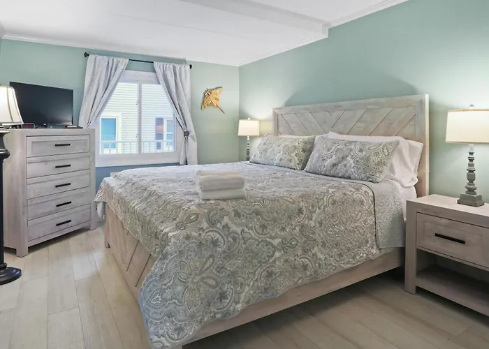Beachbox Iv - Walk To Boardwalk - Bayside Pool - Free Inlet Parking - Couple's Escape - Assateague House 111 * Ocean City